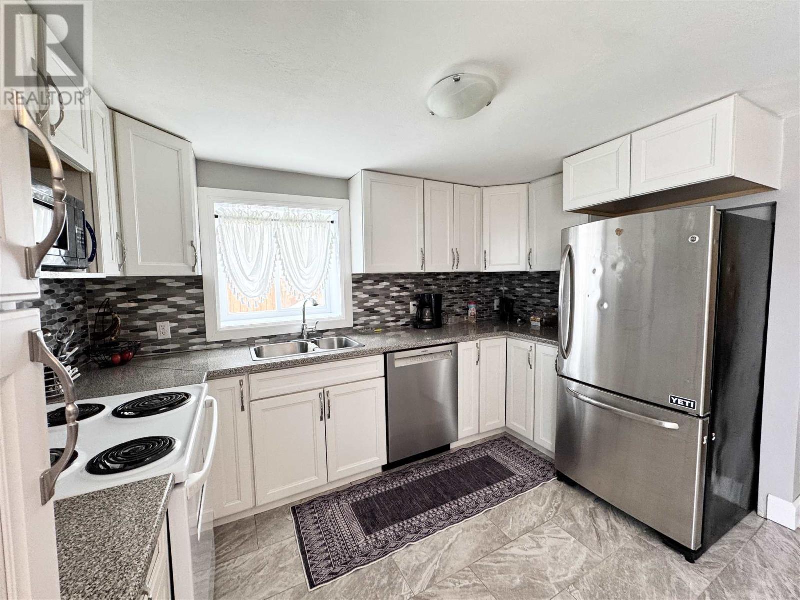 73 Lansdowne St S, Chapleau, Ontario  P0M 1K0 - Photo 14 - SM260190