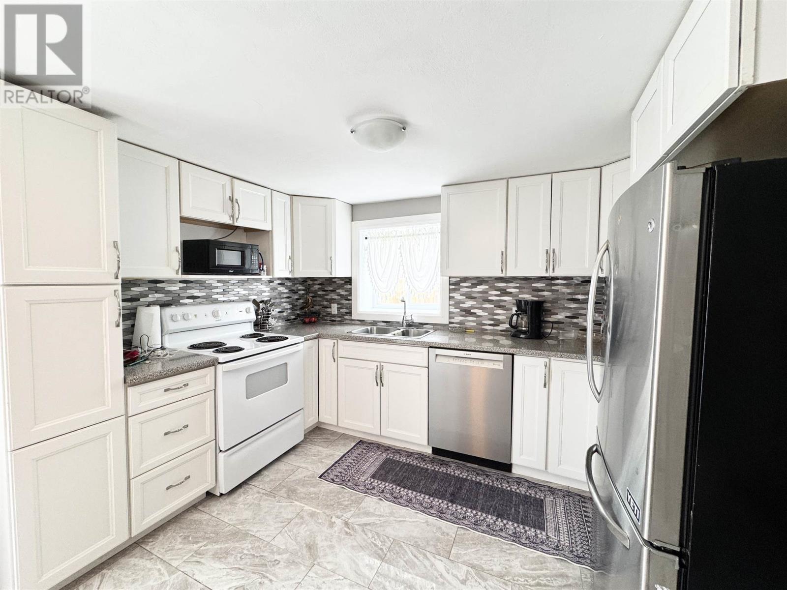 73 Lansdowne St S, Chapleau, Ontario  P0M 1K0 - Photo 15 - SM260190