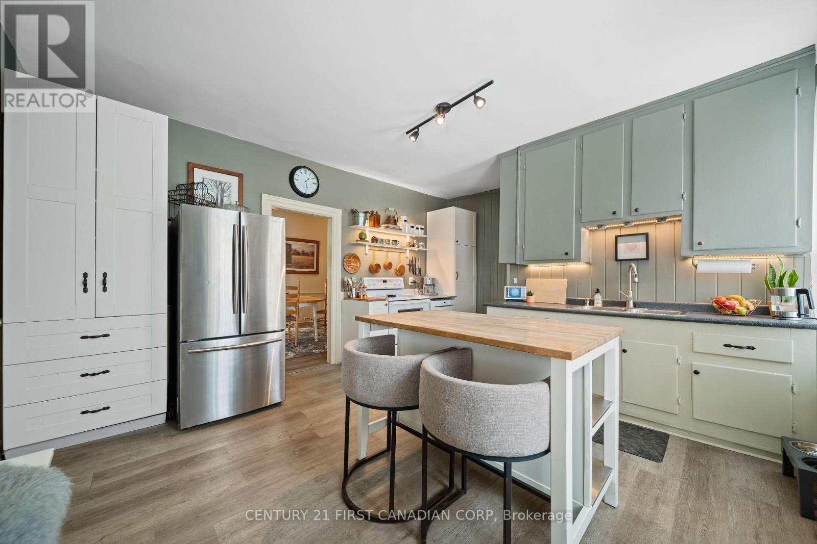 6168 William Street, Lucan Biddulph, Ontario  N0M 2J0 - Photo 11 - X12737090