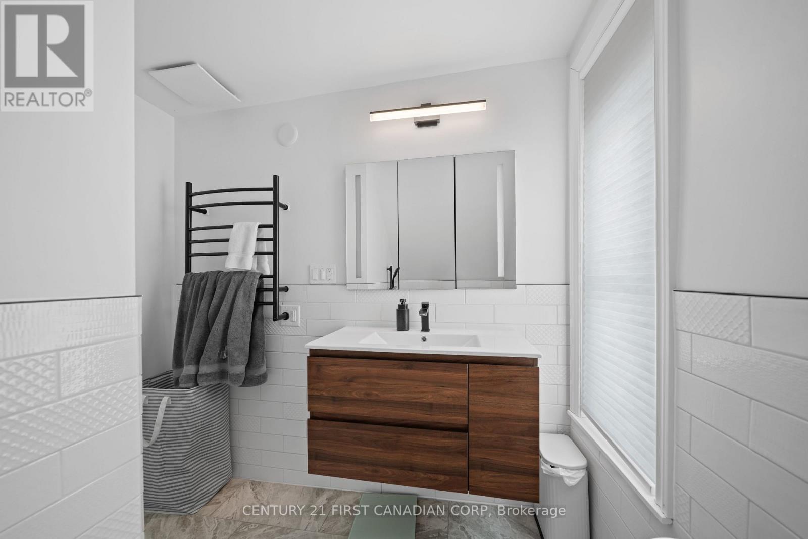 6168 William Street, Lucan Biddulph, Ontario  N0M 2J0 - Photo 31 - X12737090