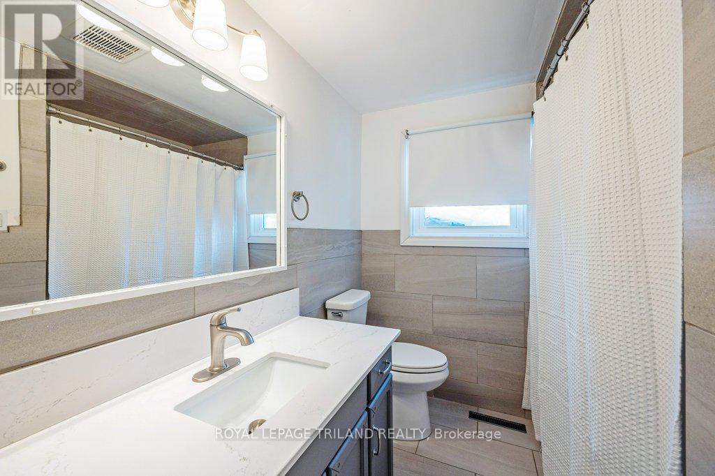 1247 Victoria Drive, London East, Ontario  N5Y 4E3 - Photo 16 - X12737122