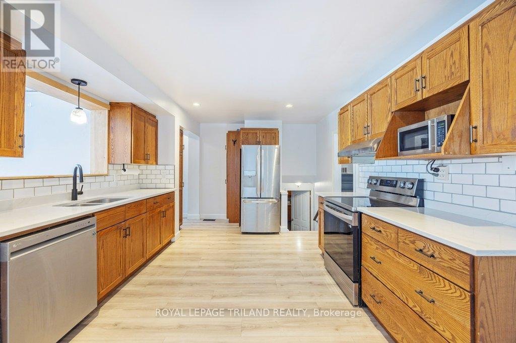 1247 Victoria Drive, London East, Ontario  N5Y 4E3 - Photo 8 - X12737122