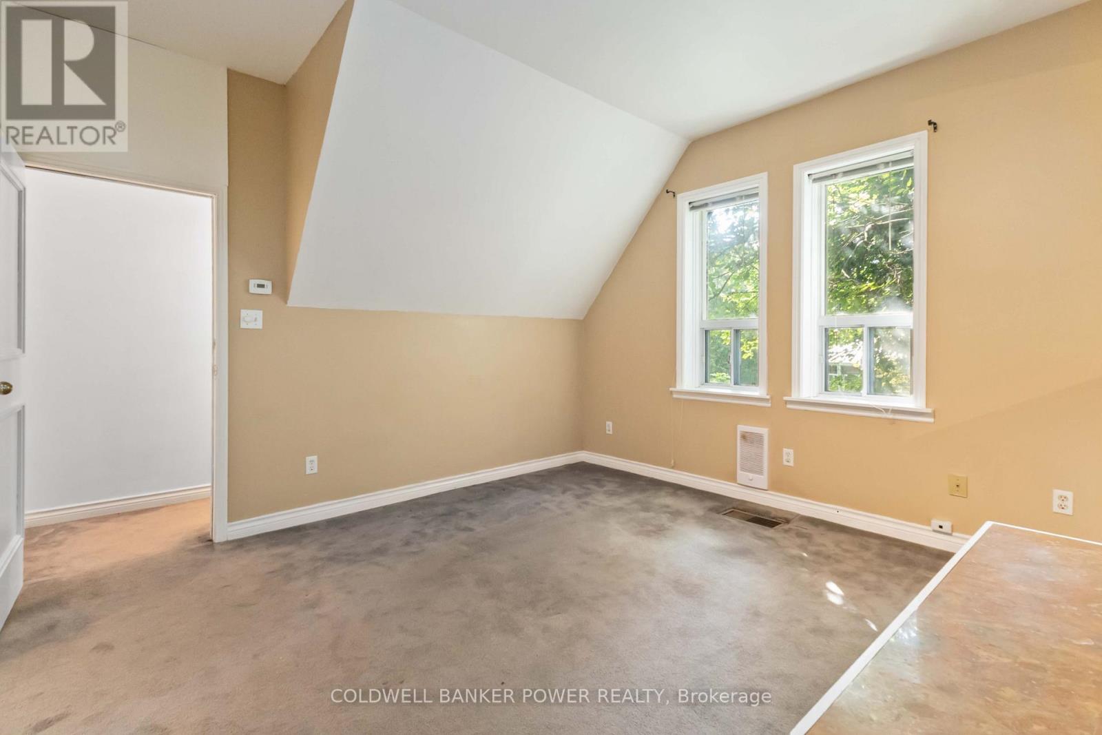 547 William Street, London East, Ontario  N6B 3E8 - Photo 26 - X12737130