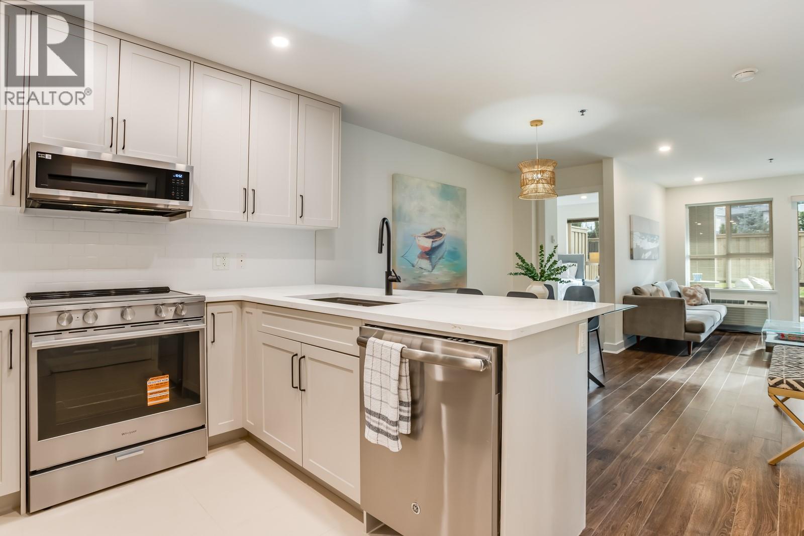 1099 Sunset Drive Unit# 123, Kelowna, British Columbia V1Y 9Z2 - Photo 4 - 10373547