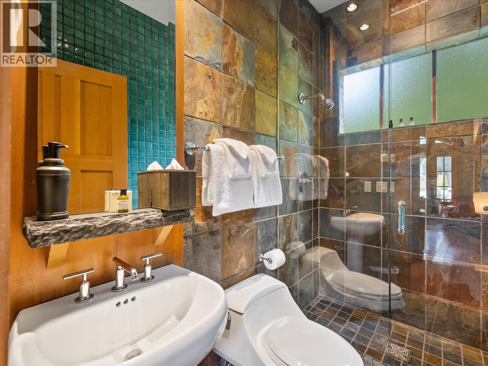 22e 2300 Nordic Drive, Whistler, British Columbia  V8E 0A6 - Photo 24 - R3084296