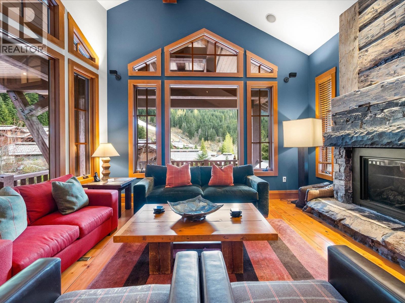 22e 2300 Nordic Drive, Whistler, British Columbia  V8E 0A6 - Photo 4 - R3084296