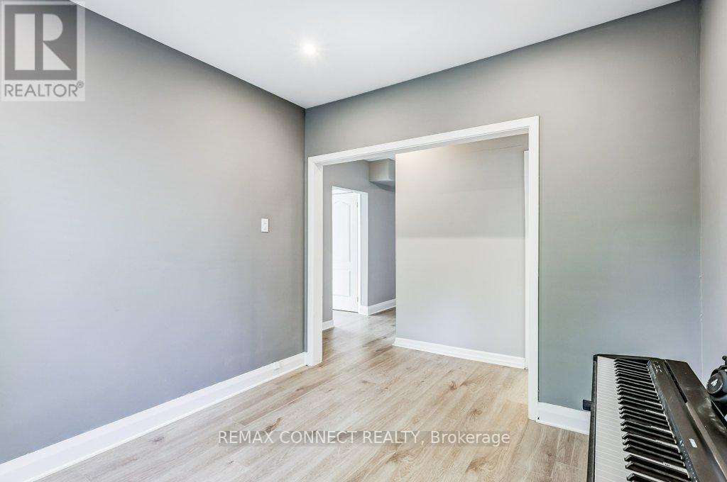 70 Dunstall Crescent, Toronto, Ontario  M1E 3M4 - Photo 17 - E12647120