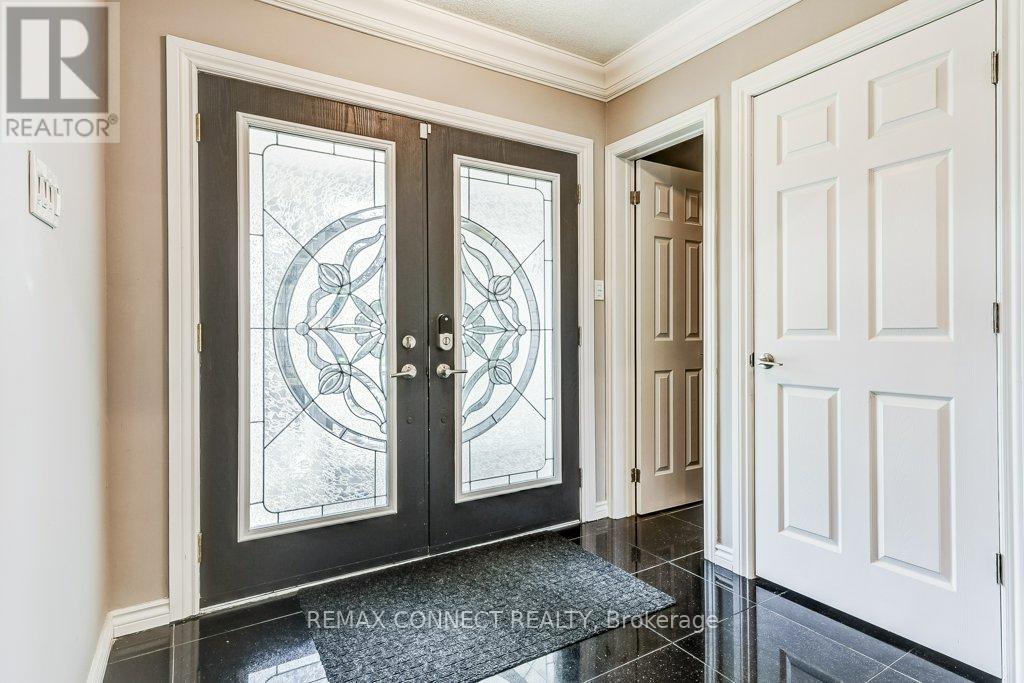 70 Dunstall Crescent, Toronto, Ontario  M1E 3M4 - Photo 4 - E12647120