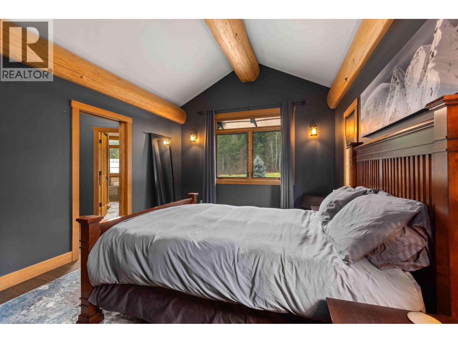 7703 Pemberton Portage Road, Pemberton, British Columbia  V0N 2L0 - Photo 11 - R3084272