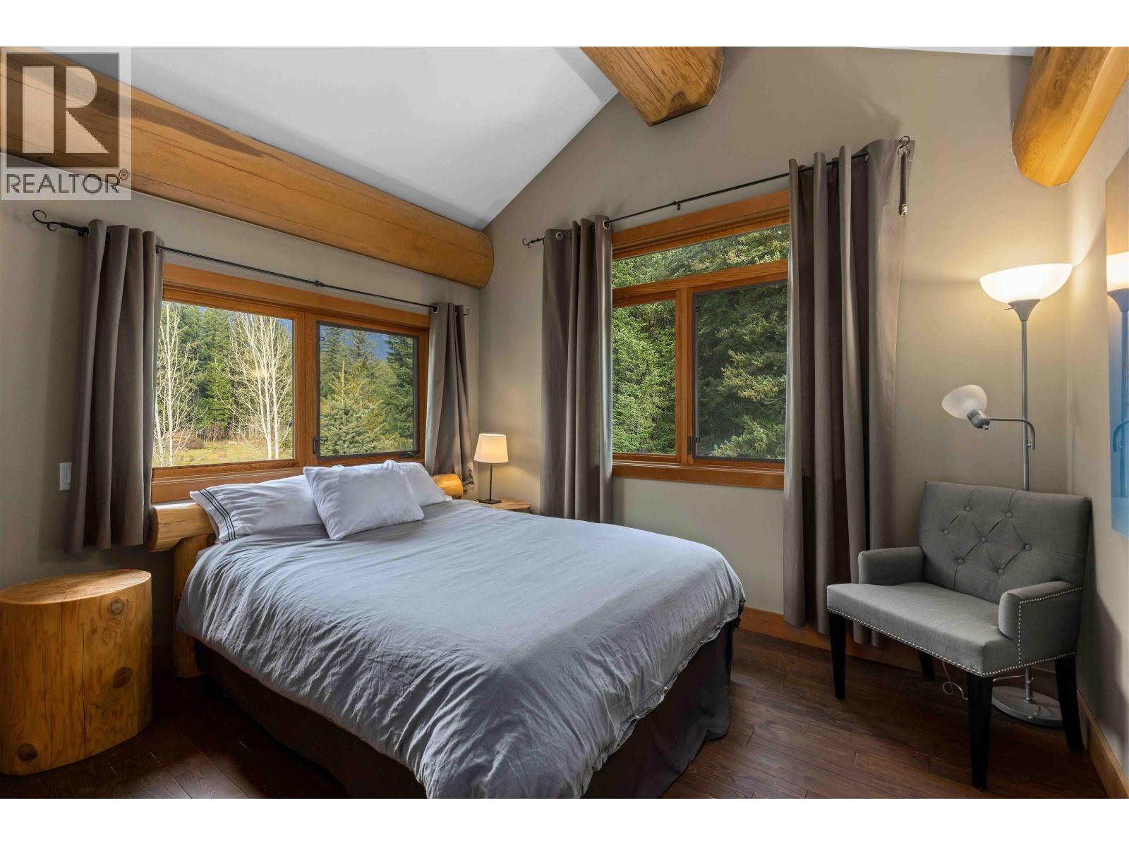 7703 Pemberton Portage Road, Pemberton, British Columbia  V0N 2L0 - Photo 15 - R3084272