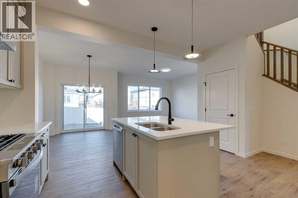 1379 Bayview Crescent Sw, Airdrie, Alberta  T4B 5P1 - Photo 6 - A2281433