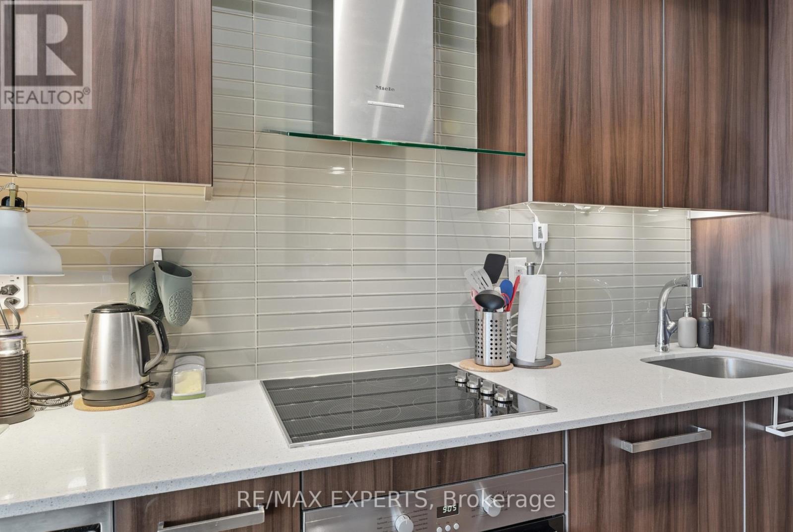 410 - 3018 Yonge Street, Toronto, Ontario  M4N 2K4 - Photo 12 - C12737080