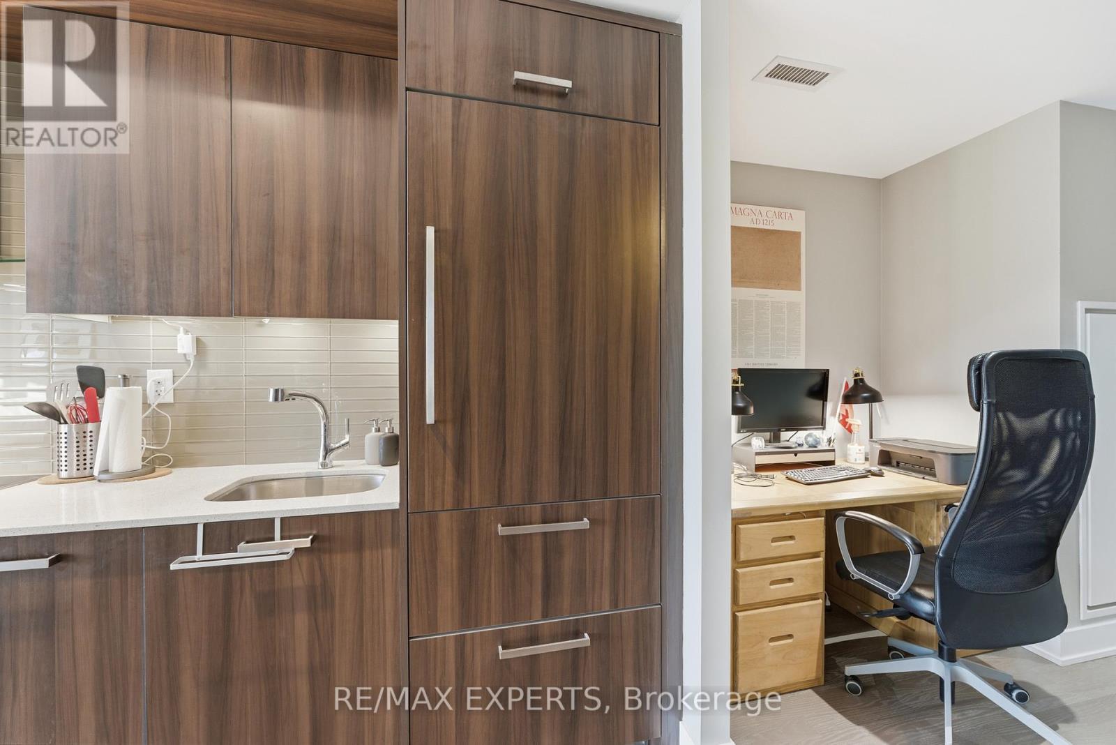 410 - 3018 Yonge Street, Toronto, Ontario  M4N 2K4 - Photo 13 - C12737080