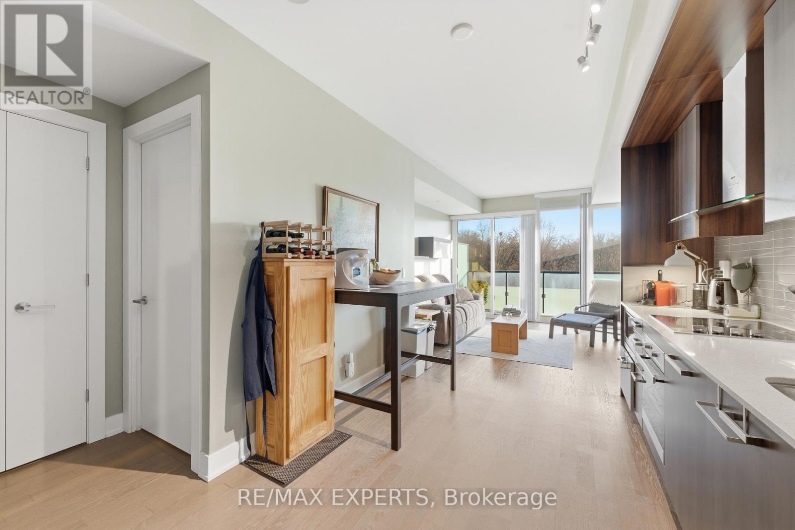 410 - 3018 Yonge Street, Toronto, Ontario  M4N 2K4 - Photo 14 - C12737080