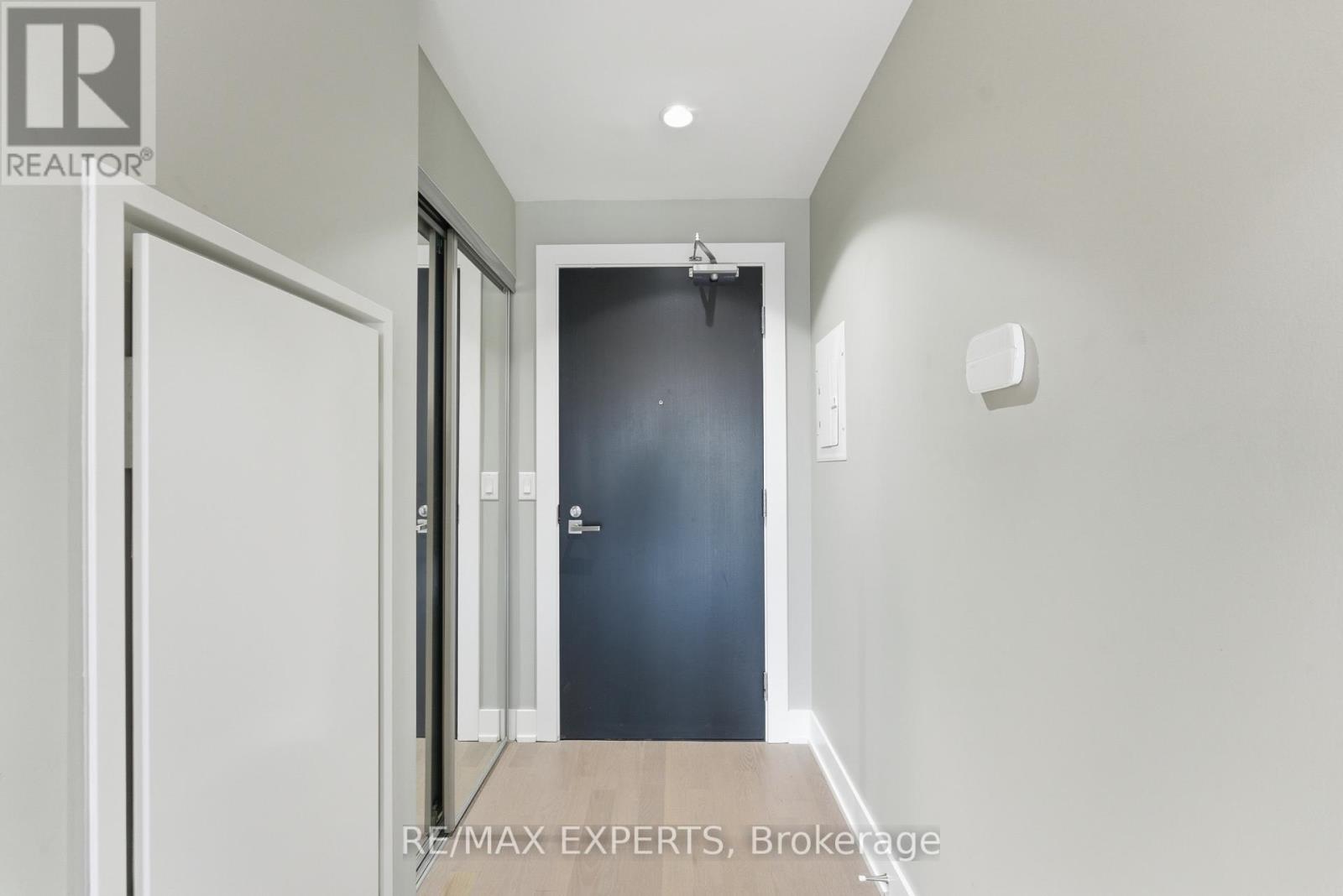 410 - 3018 Yonge Street, Toronto, Ontario  M4N 2K4 - Photo 5 - C12737080