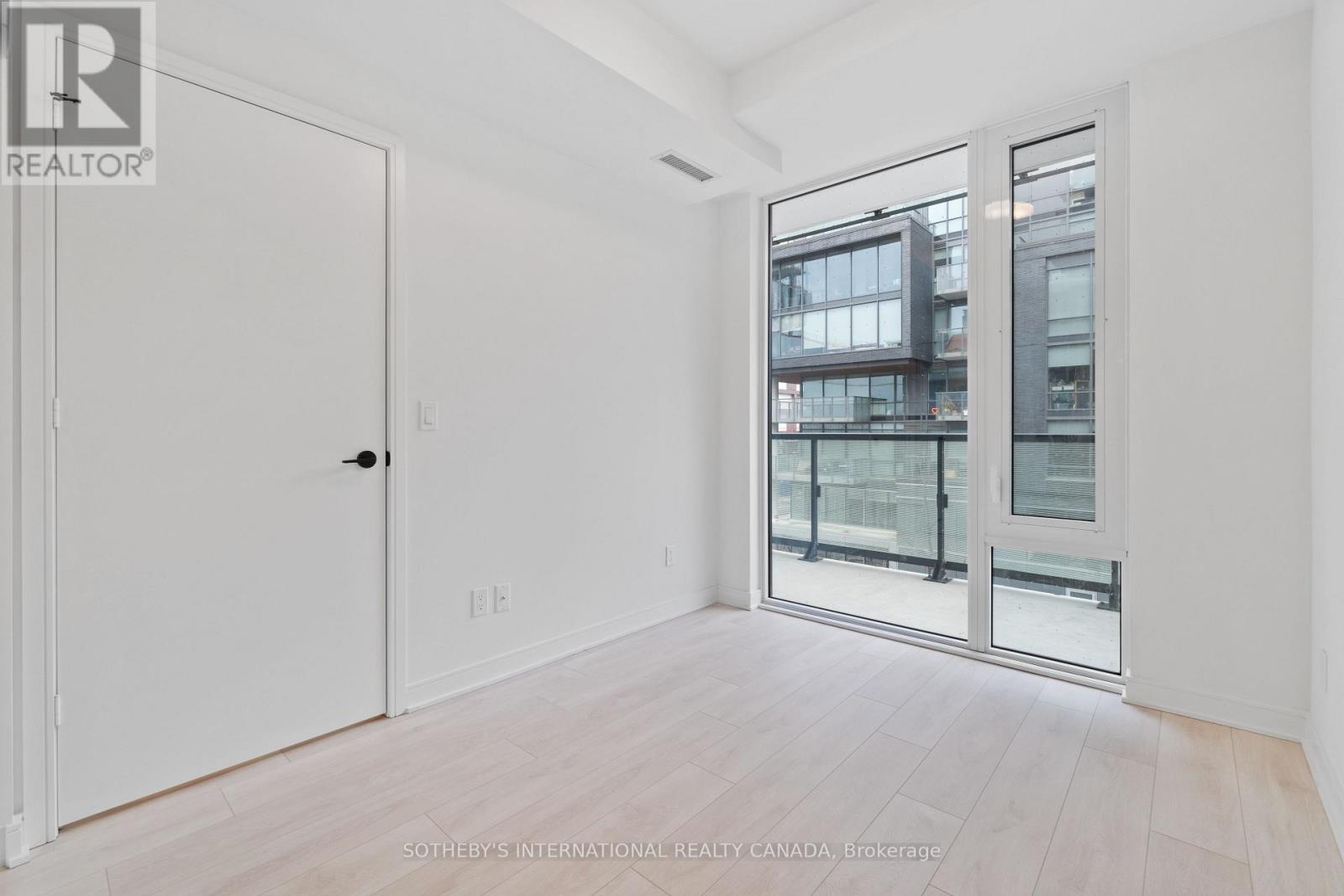 S350 - 35 Rolling Mills Road, Toronto, Ontario  M5A 0V6 - Photo 11 - C12737118