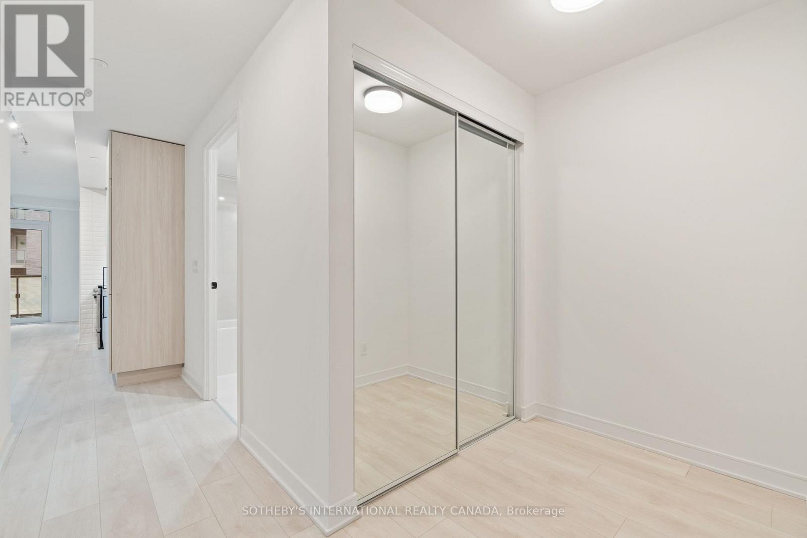 S350 - 35 Rolling Mills Road, Toronto, Ontario  M5A 0V6 - Photo 19 - C12737118