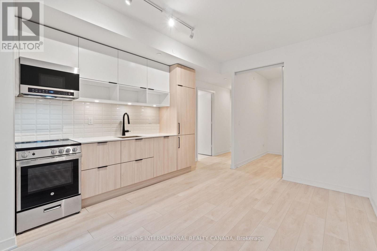 S350 - 35 Rolling Mills Road, Toronto, Ontario  M5A 0V6 - Photo 2 - C12737118