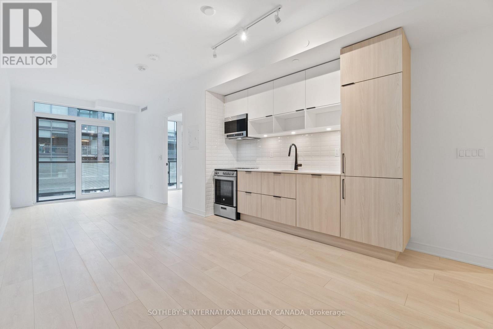 S350 - 35 Rolling Mills Road, Toronto, Ontario  M5A 0V6 - Photo 6 - C12737118