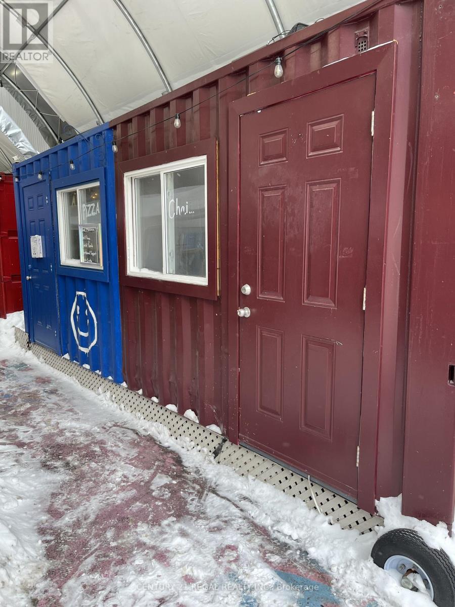 615 QUEEN STREET W, Toronto, Ontario