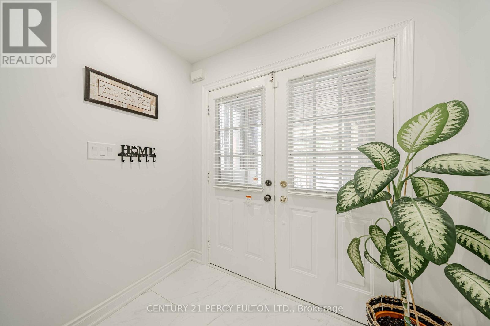 157 Billingsley Crescent, Markham, Ontario  L3S 4P3 - Photo 5 - N12737116