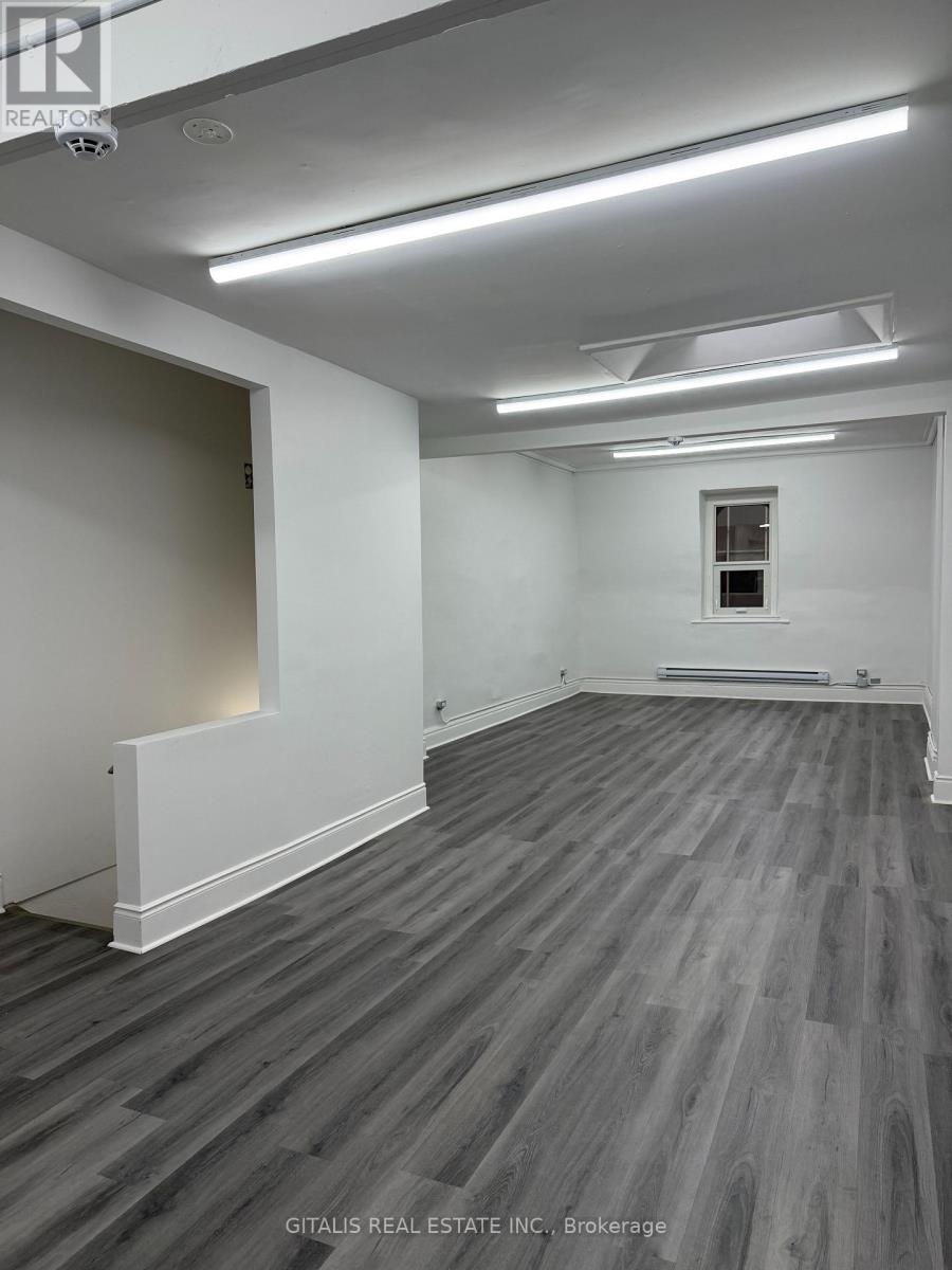 200 And 300 - 542 Yonge Street, Toronto, Ontario M4Y 1Y8 - Photo 3 - C12710086