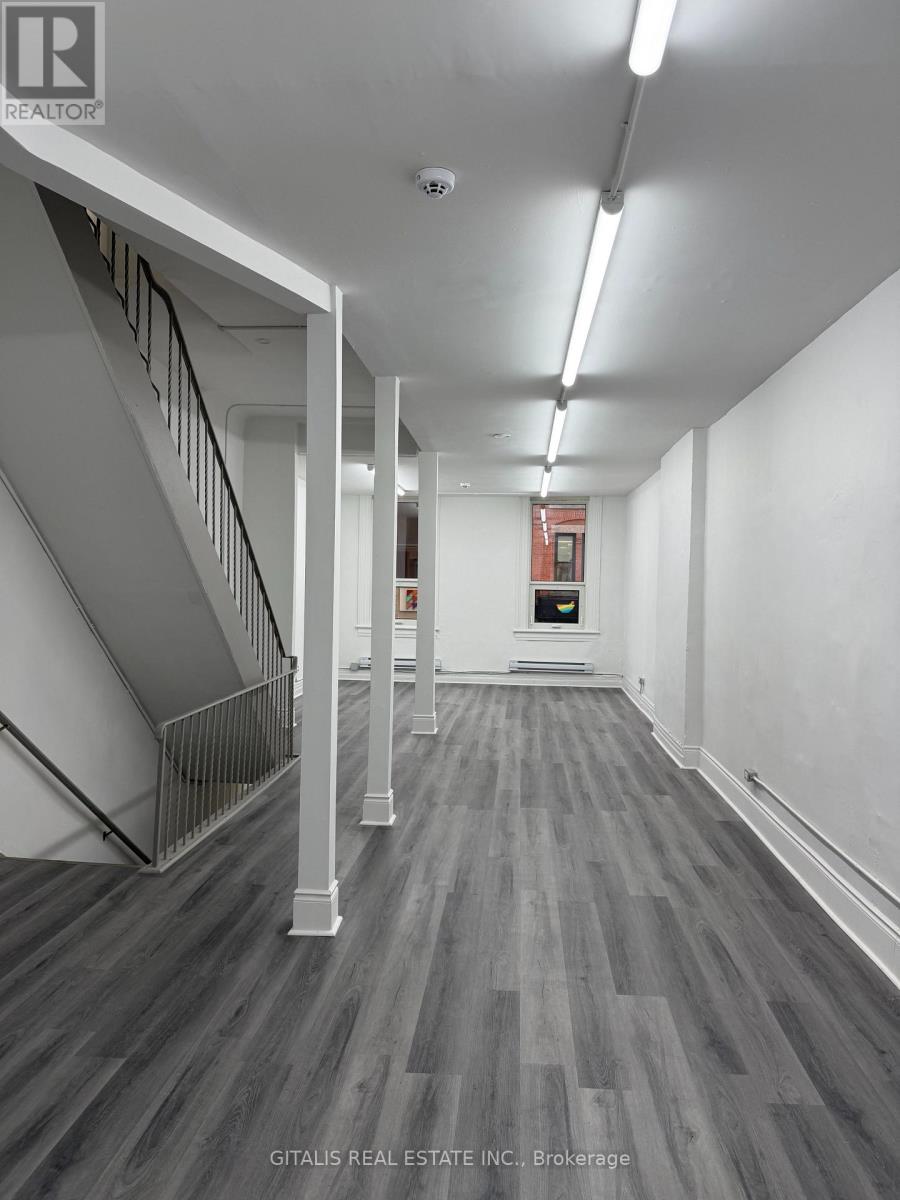 200 And 300 - 542 Yonge Street, Toronto, Ontario M4Y 1Y8 - Photo 2 - C12710086