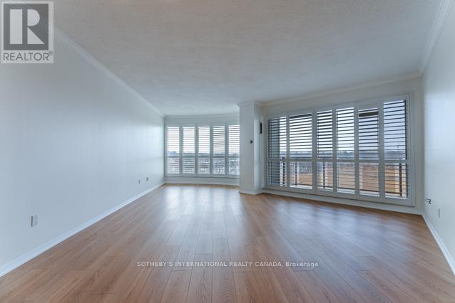 716 - 2511 Lakeshore Road W, Oakville, Ontario  L6L 6L9 - Photo 4 - W12737146