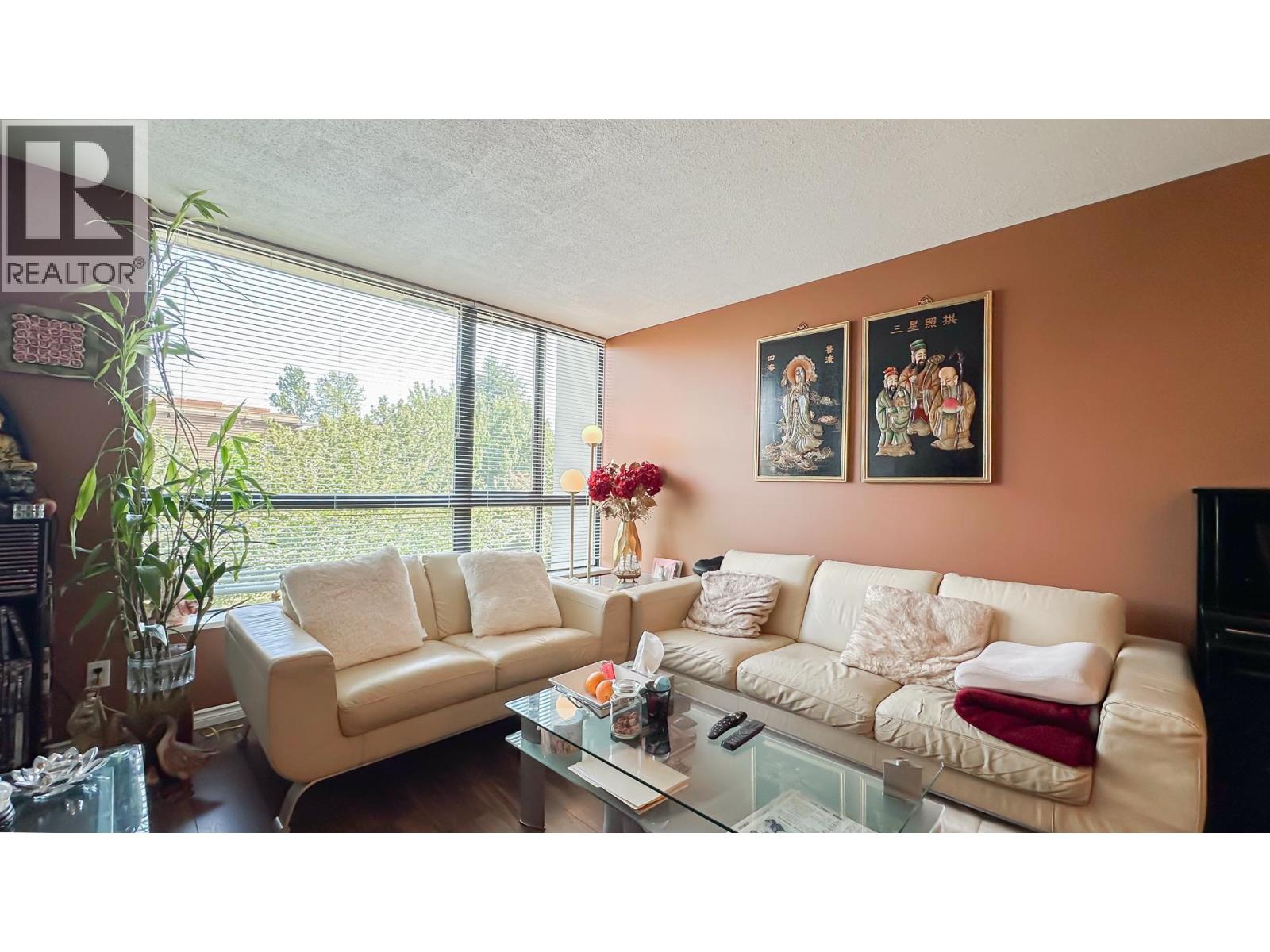 401 3588 Crowley Drive, Vancouver, British Columbia  V5R 6H3 - Photo 7 - R3032779