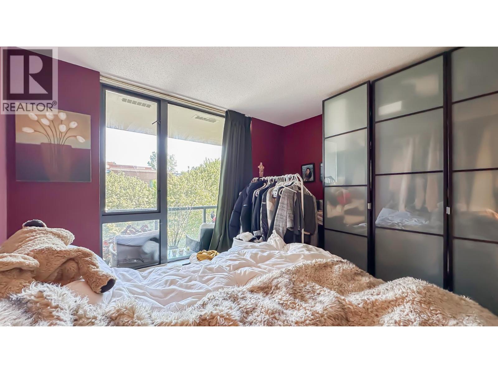 401 3588 Crowley Drive, Vancouver, British Columbia  V5R 6H3 - Photo 15 - R3032779