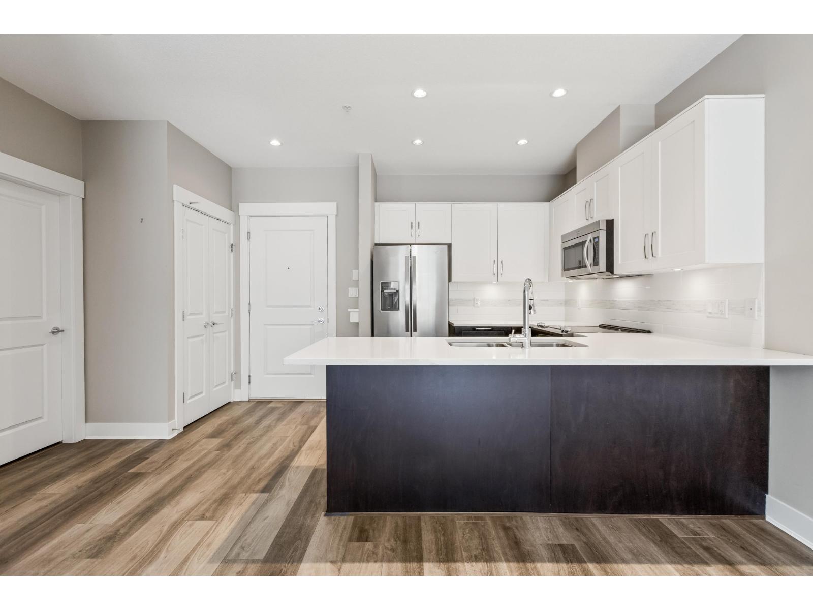 219 20728 Willoughby Town Centre Drive, Langley, British Columbia  V2Y 0P3 - Photo 10 - R3083175