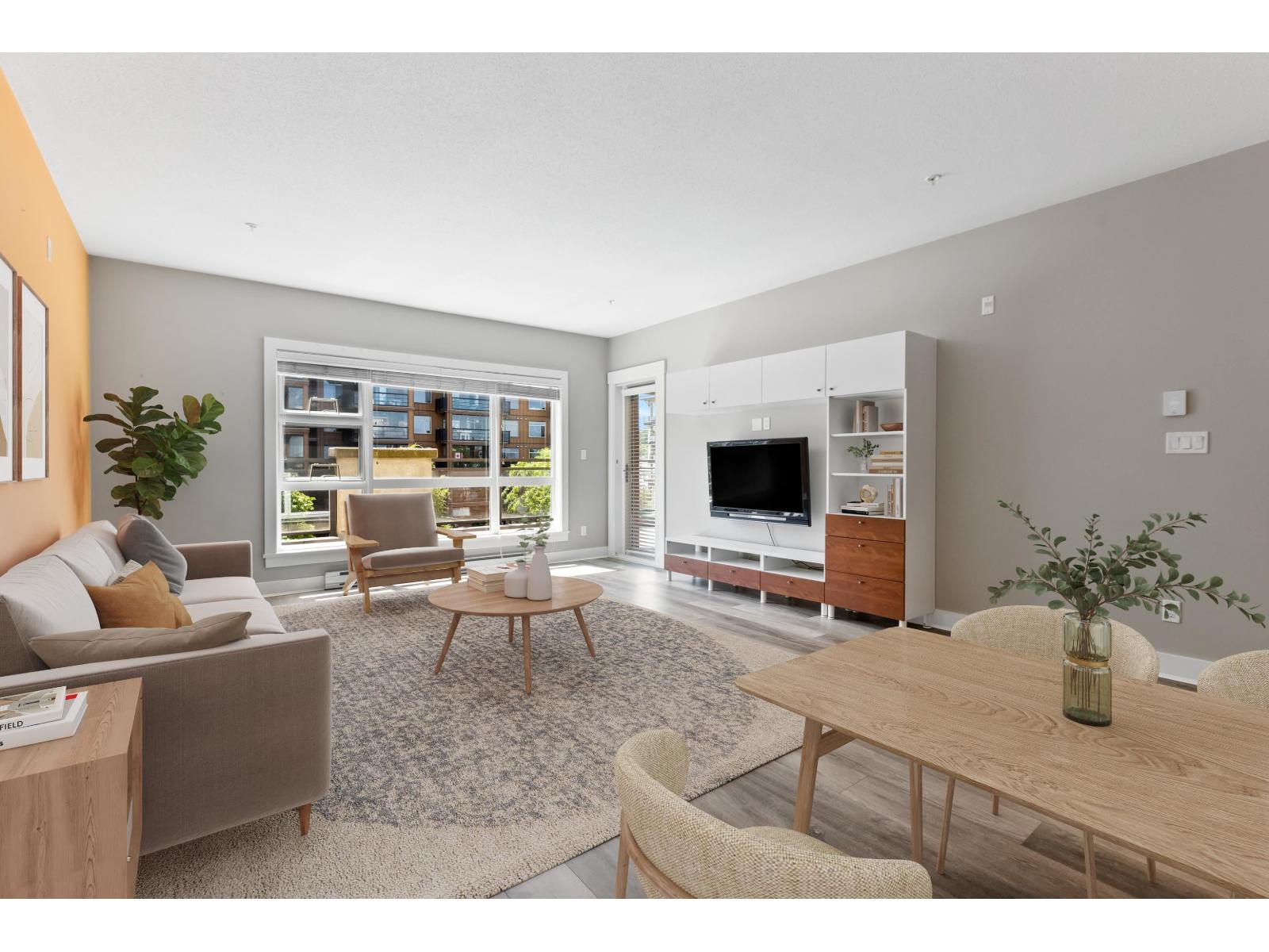 219 20728 Willoughby Town Centre Drive, Langley, British Columbia  V2Y 0P3 - Photo 2 - R3083175