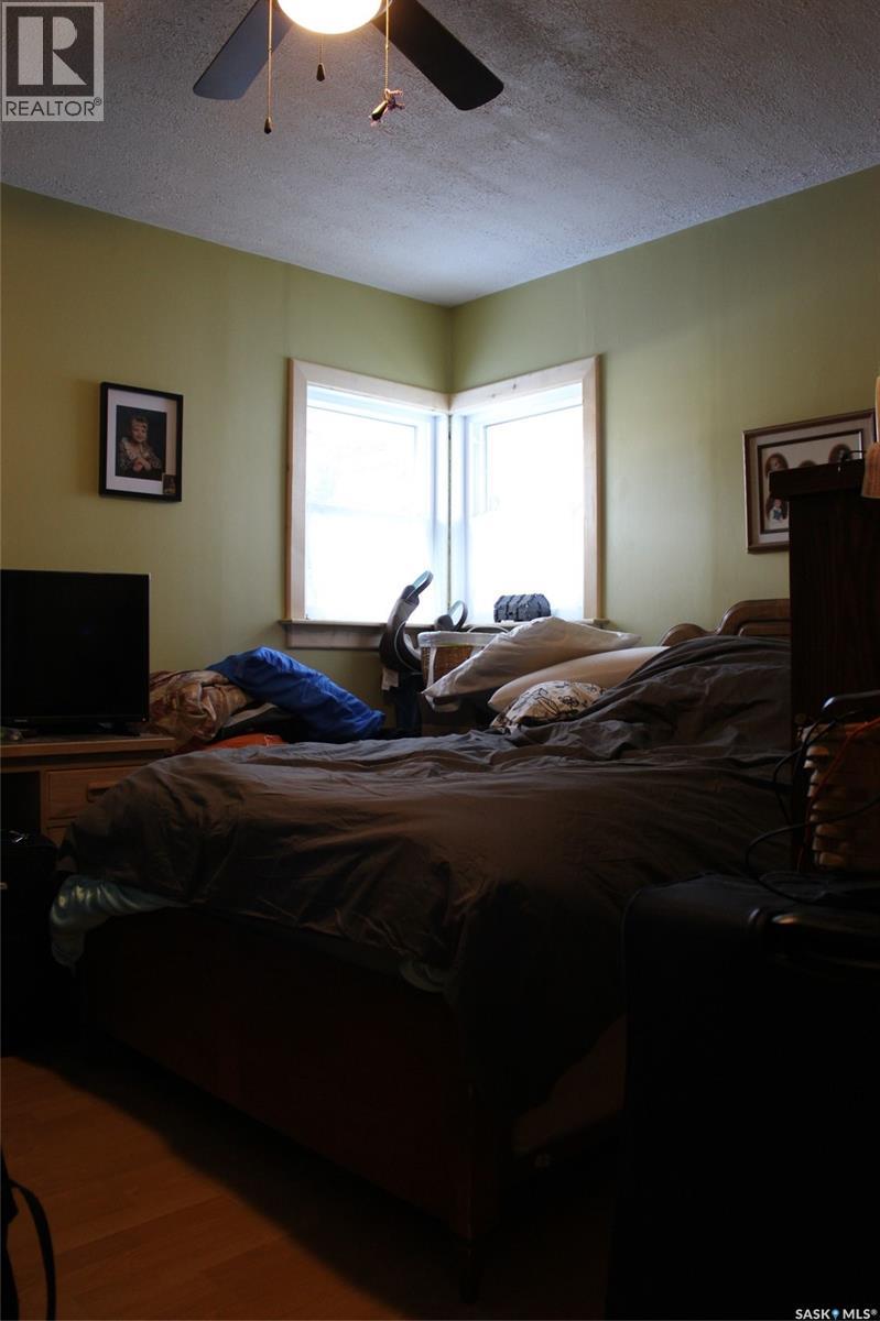 404 3rd Street N, Val Marie, Saskatchewan  S0N 2T0 - Photo 12 - SK027564