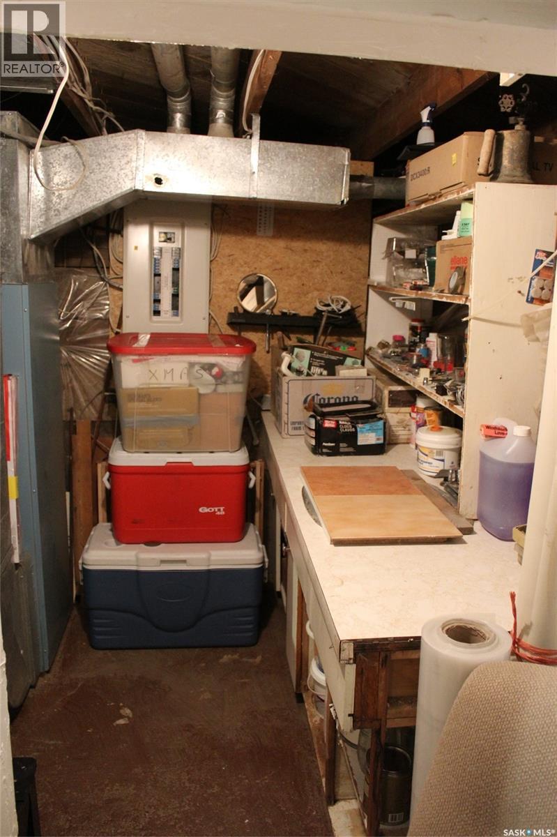 404 3rd Street N, Val Marie, Saskatchewan  S0N 2T0 - Photo 19 - SK027564