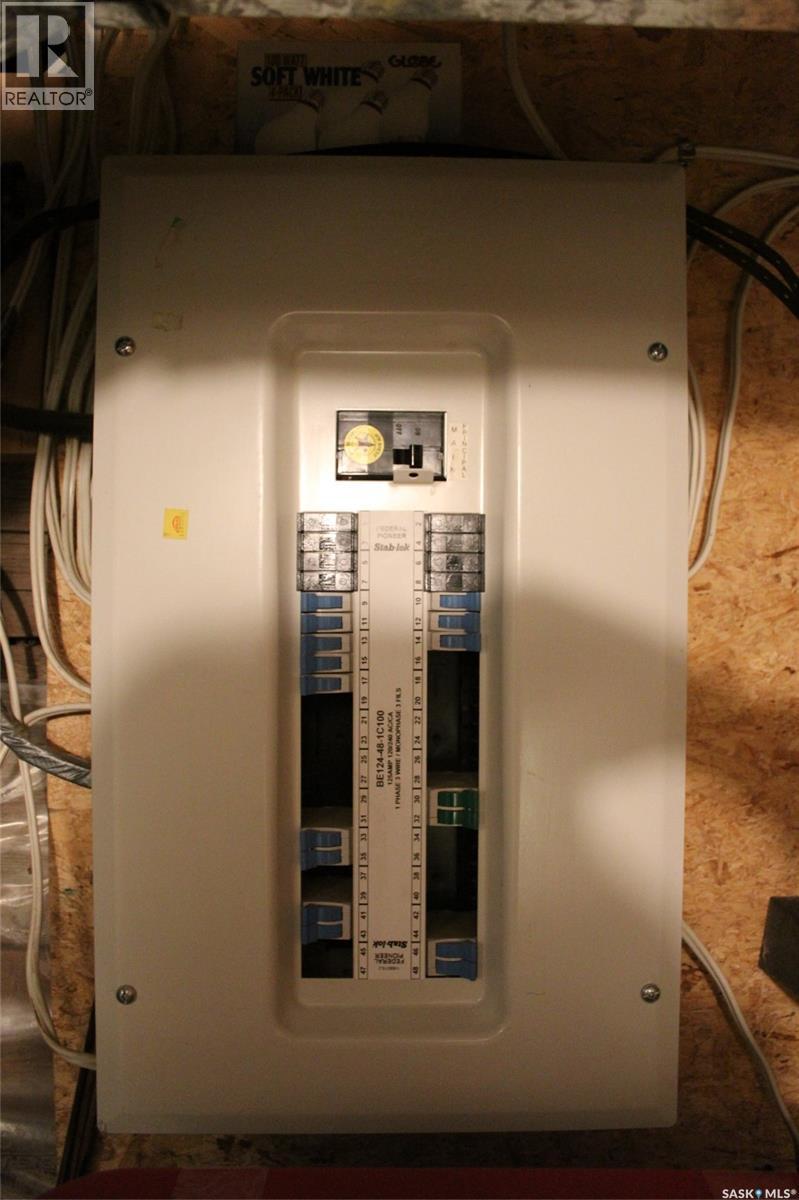 404 3rd Street N, Val Marie, Saskatchewan  S0N 2T0 - Photo 20 - SK027564