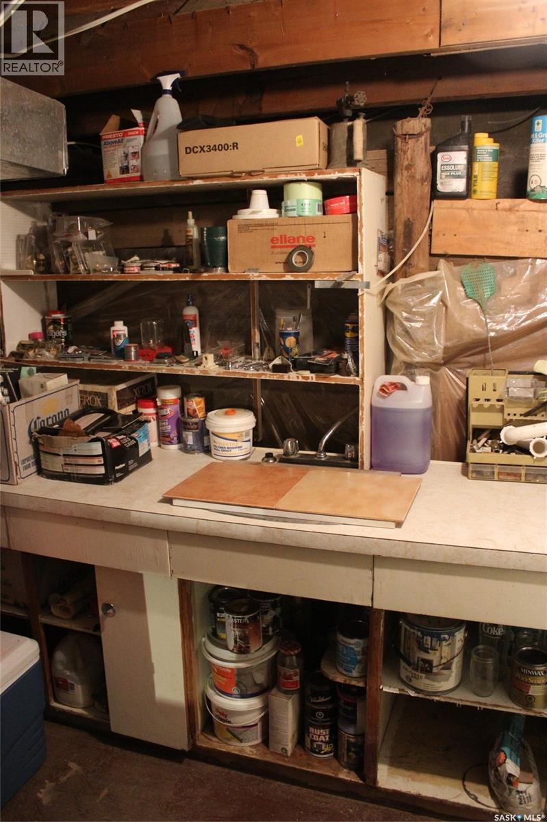 404 3rd Street N, Val Marie, Saskatchewan  S0N 2T0 - Photo 21 - SK027564