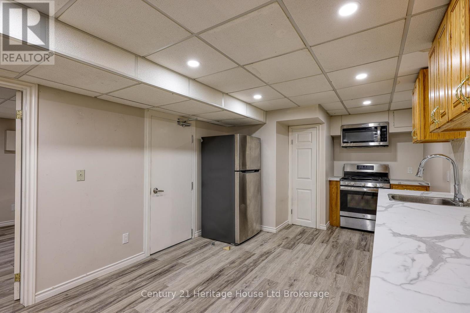 719 Peel Street, Woodstock, Ontario  N4S 1L5 - Photo 22 - X12737172