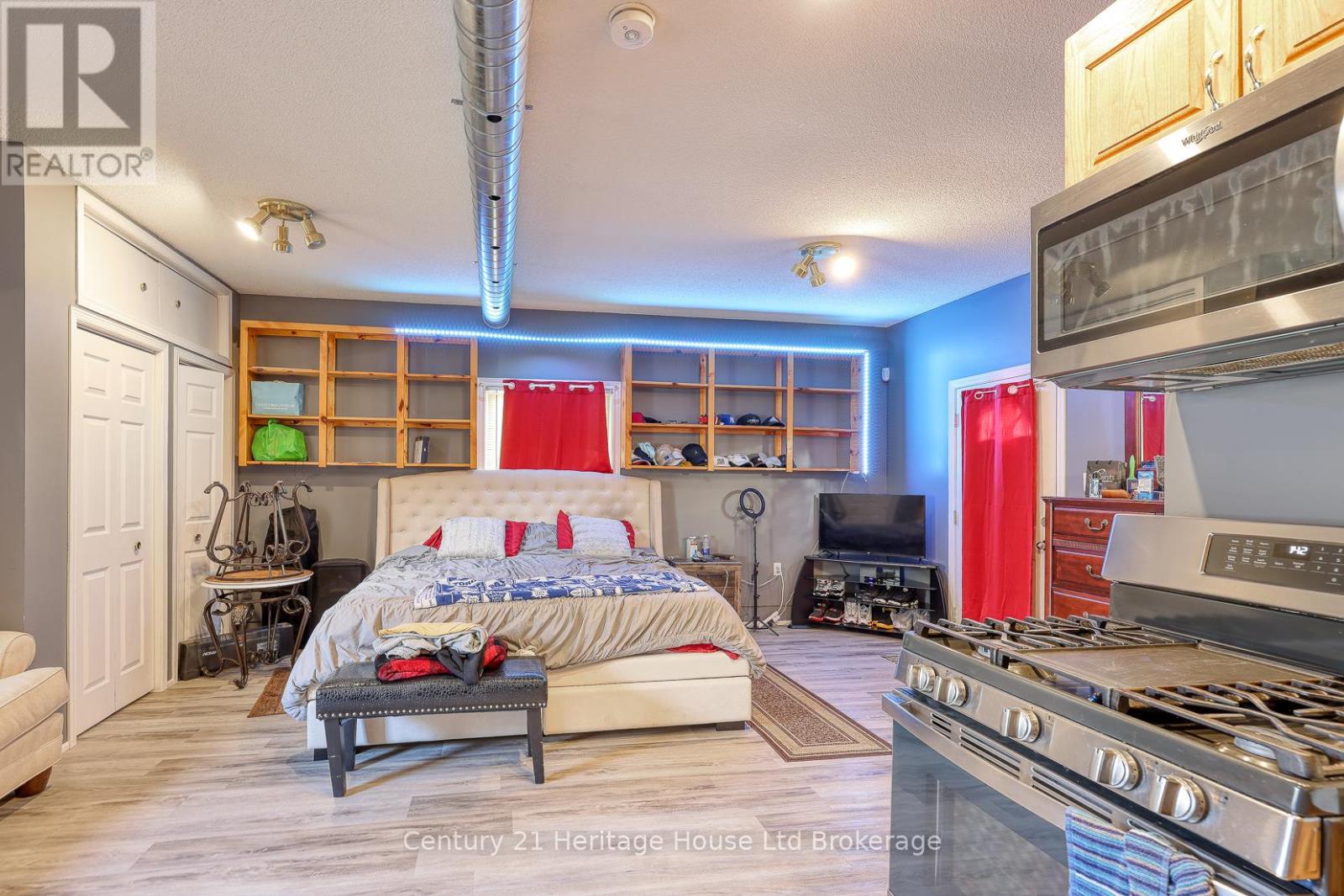 719 Peel Street, Woodstock, Ontario  N4S 1L5 - Photo 37 - X12737172