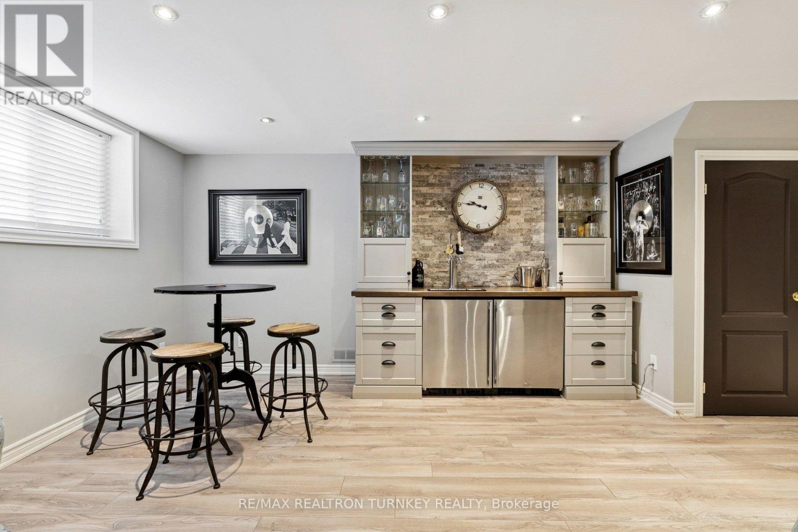 407 Seneca Court, Newmarket, Ontario  L3X 2C8 - Photo 40 - N12735918