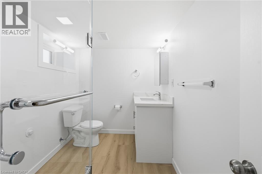 51 S Barnesdale Avenue S Unit# Lower, Hamilton, Ontario  L8M 2V3 - Photo 7 - 40801472