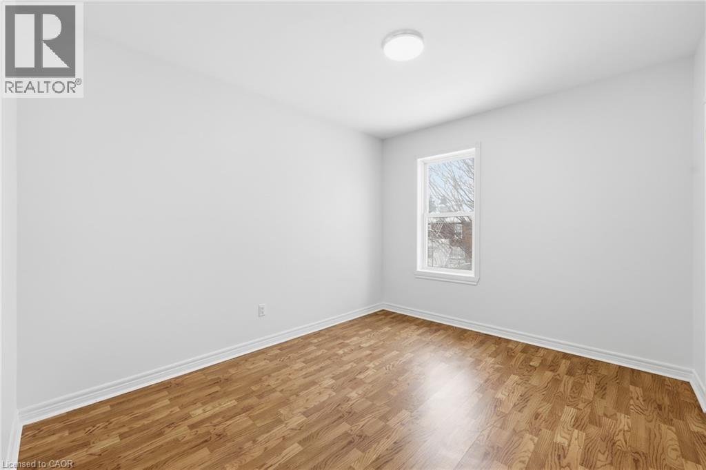 51 S Barnesdale Avenue S Unit# Upper, Hamilton, Ontario  L8M 2V3 - Photo 10 - 40801180