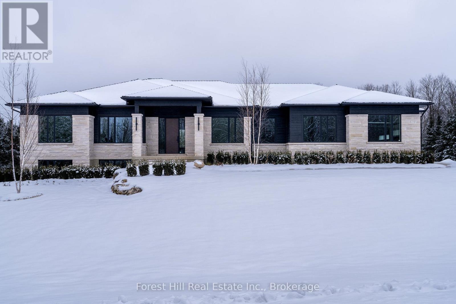 147 Blue Jay Crescent, Grey Highlands, Ontario  N0C 1E0 - Photo 3 - X12737192