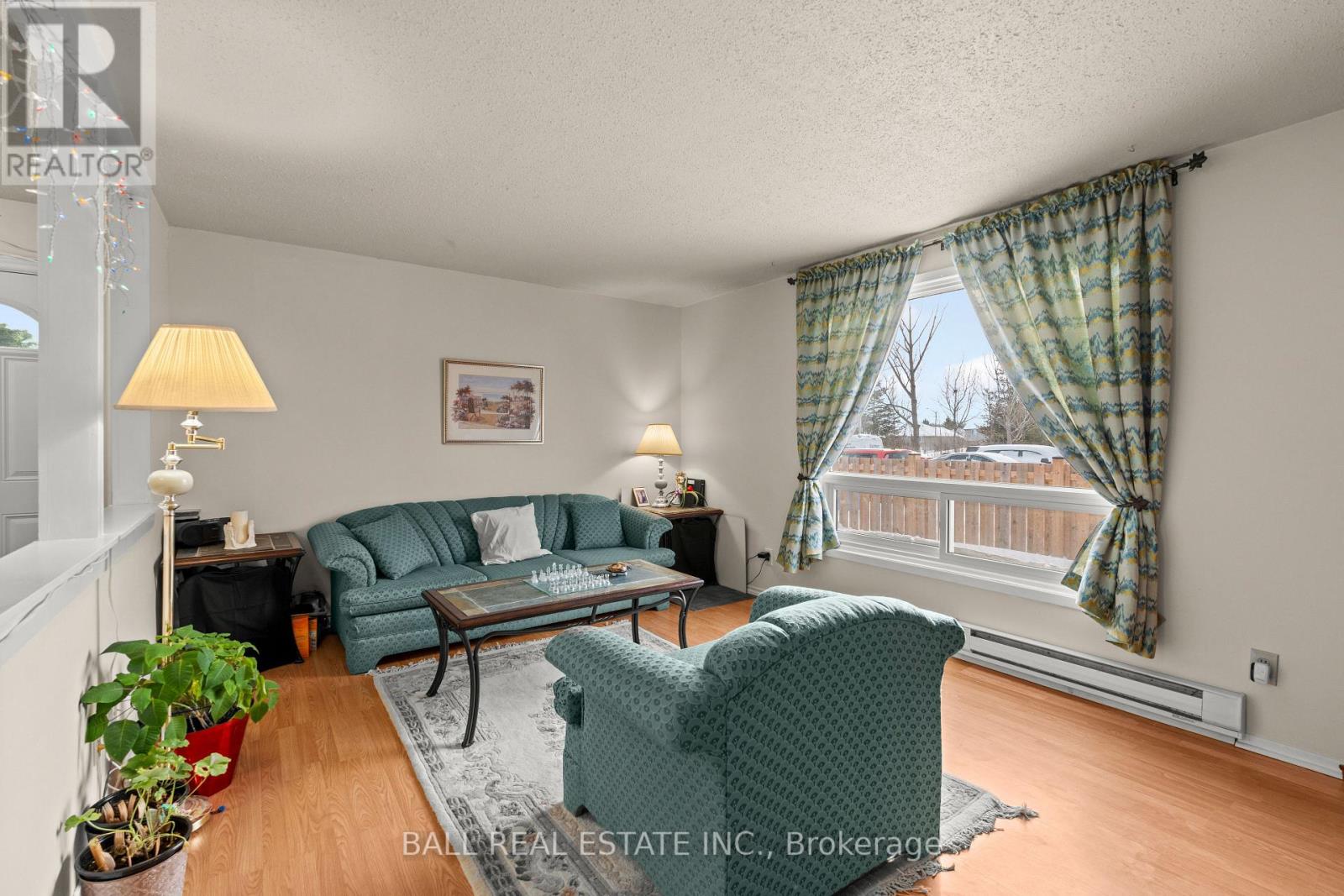 50 - 21 Tracey Park Drive, Belleville, Ontario  K8P 4R4 - Photo 2 - X12737250