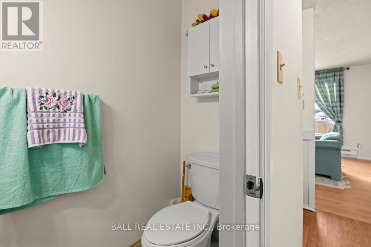 50 - 21 Tracey Park Drive, Belleville, Ontario  K8P 4R4 - Photo 7 - X12737250