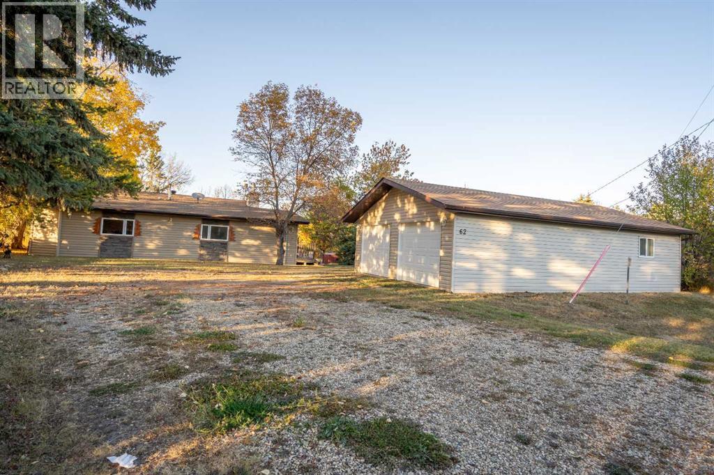 62 Buskmose Drive, Grandview, Alberta  T0C 2V0 - Photo 2 - A2269557