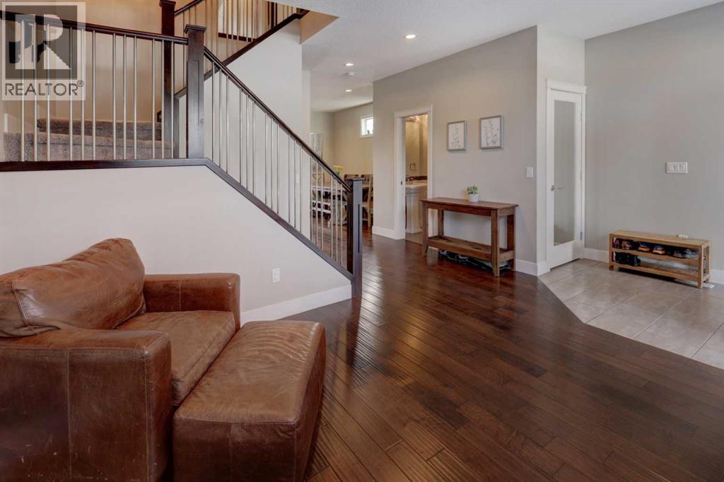 1721 20 Avenue Nw, Calgary, Alberta  T2M 1H2 - Photo 10 - A2280234