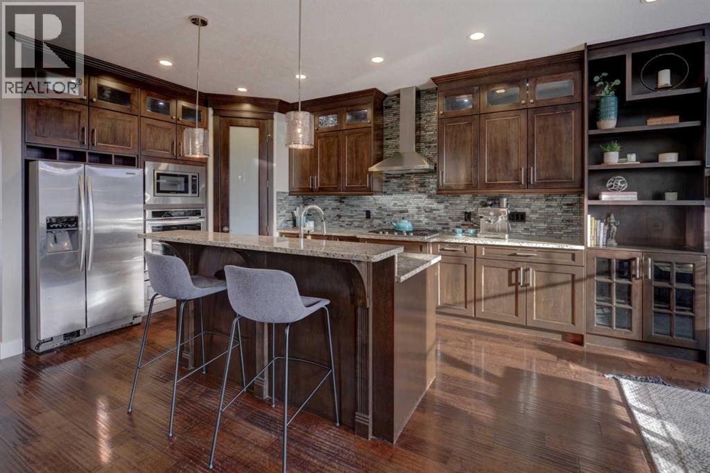 1721 20 Avenue Nw, Calgary, Alberta  T2M 1H2 - Photo 2 - A2280234