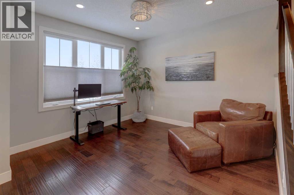 1721 20 Avenue Nw, Calgary, Alberta  T2M 1H2 - Photo 9 - A2280234