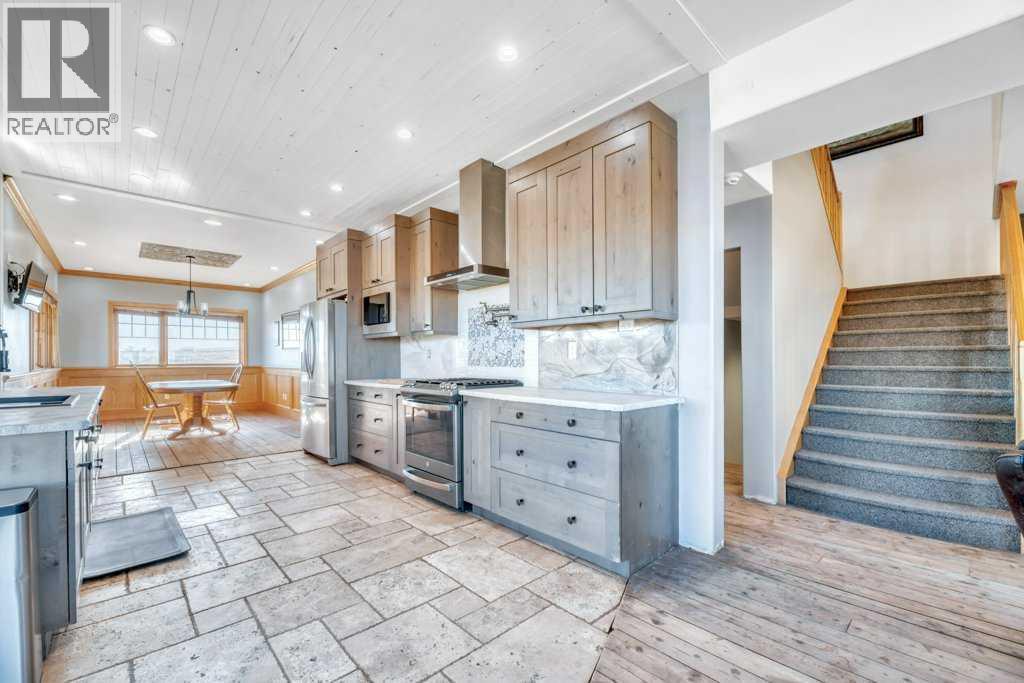 253019 Range Road 241, Rural Wheatland County, Alberta  T1P 0K9 - Photo 6 - A2280250