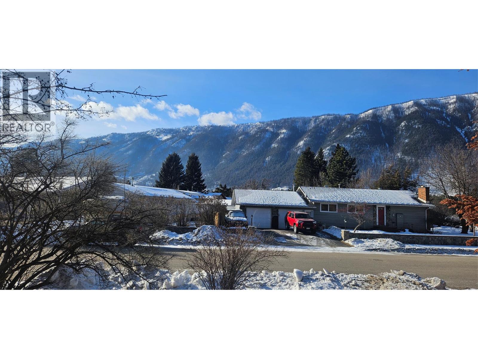 432 White Birch Crescent, Sparwood, British Columbia  V0B 2G0 - Photo 36 - 10374026